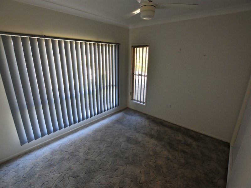 35 Bay Dve, Russell Island QLD 4184
