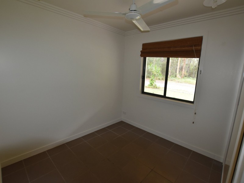 13 Emerald St, Russell Island QLD 4184