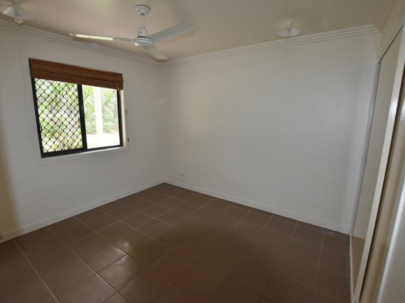 13 Emerald St, Russell Island QLD 4184