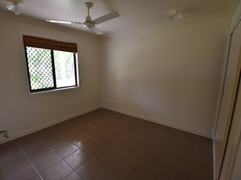 13 Emerald St, Russell Island QLD 4184
