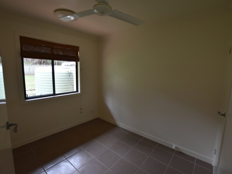 13 Emerald St, Russell Island QLD 4184