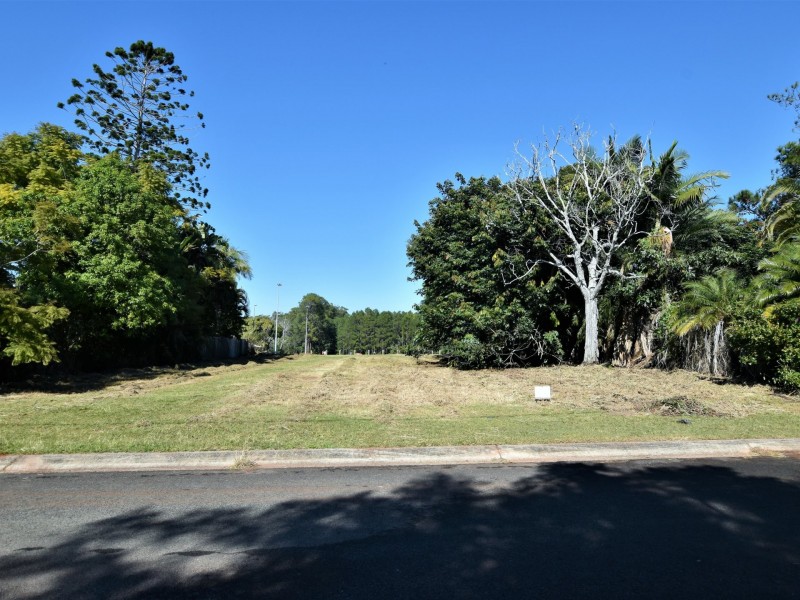 52 Cavendish St, Russell Island QLD 4184