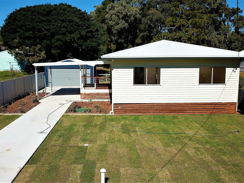 12 Reading Street, Russell Island QLD 4184