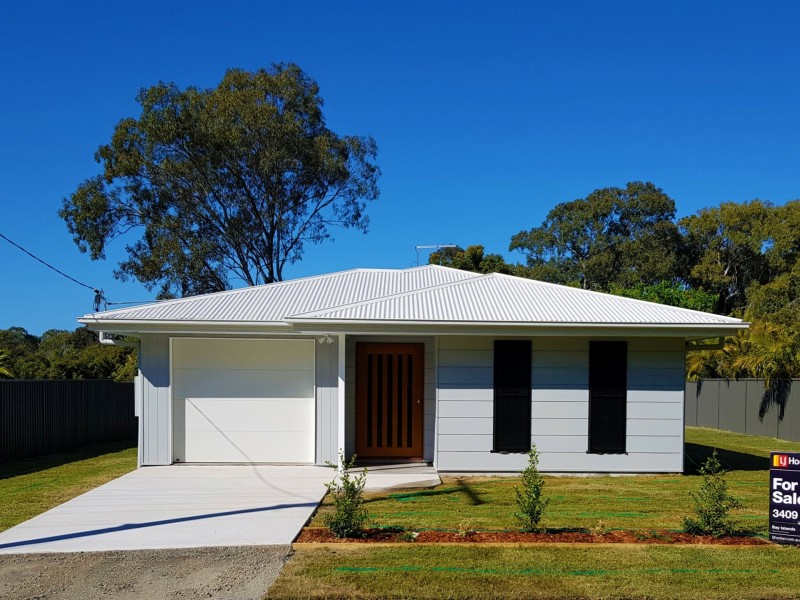 8 Tenanne St, Russell Island QLD 4184