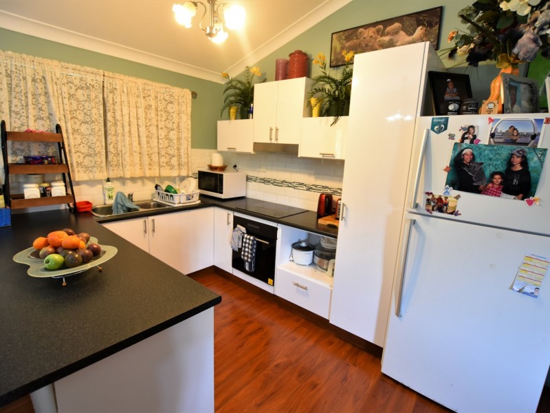 56 Laurel Street, Russell Island QLD 4184
