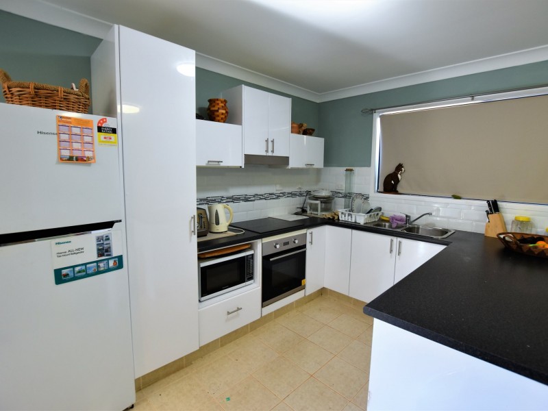 56 Laurel Street, Russell Island QLD 4184