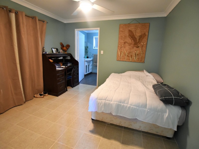 56 Laurel Street, Russell Island QLD 4184