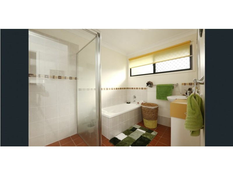 15 BORROWS, Russell Island QLD 4184