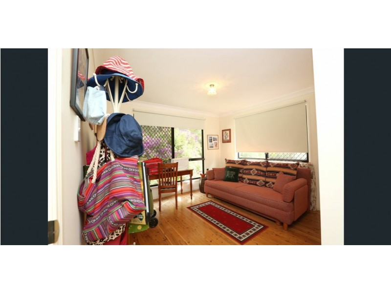 15 BORROWS, Russell Island QLD 4184