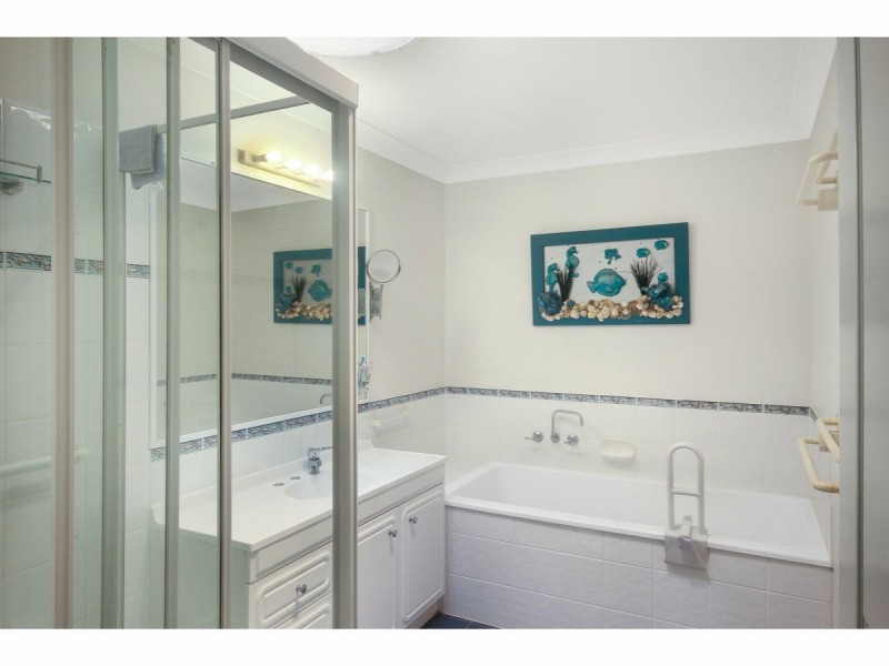 88-90 Caniapa Pt Rd, Russell Island QLD 4184