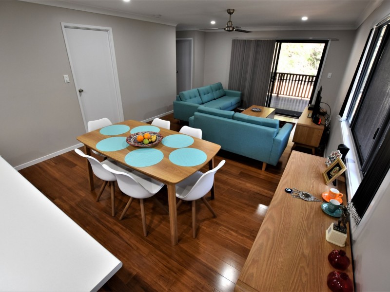 9 Catamaran St, Russell Island QLD 4184