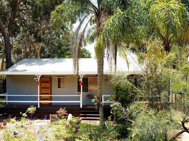 45 Fern Tce, Russell Island QLD 4184