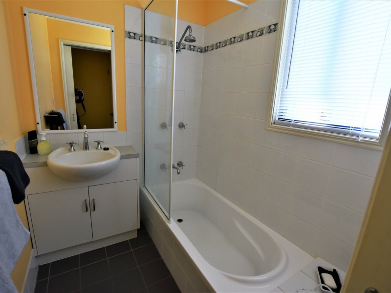 27 Highland Street, Russell Island QLD 4184