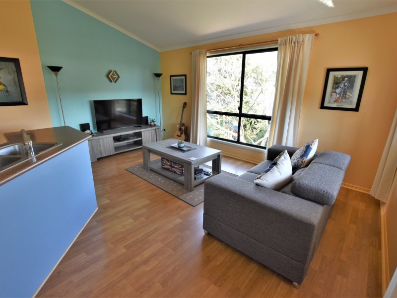 27 Highland Street, Russell Island QLD 4184