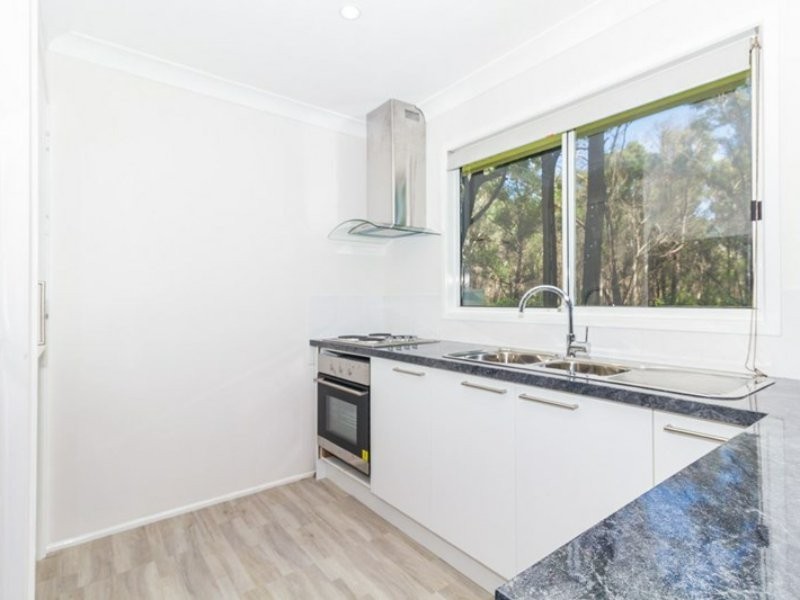 4 PHILLIPS, Russell Island QLD 4184