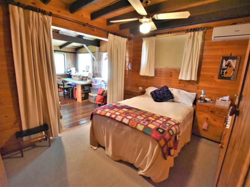 16 Oasis Dve, Russell Island QLD 4184