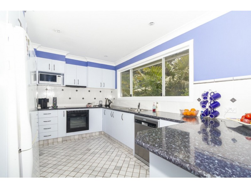 104 Crescent Drive, Russell Island QLD 4184