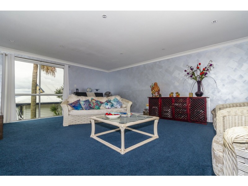 104 Crescent Drive, Russell Island QLD 4184