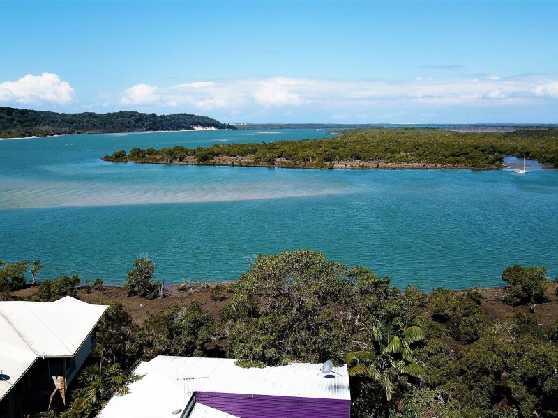 104 Crescent Drive, Russell Island QLD 4184