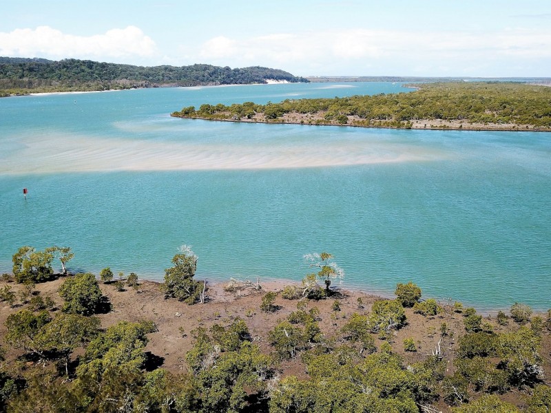 104 Crescent Drive, Russell Island QLD 4184