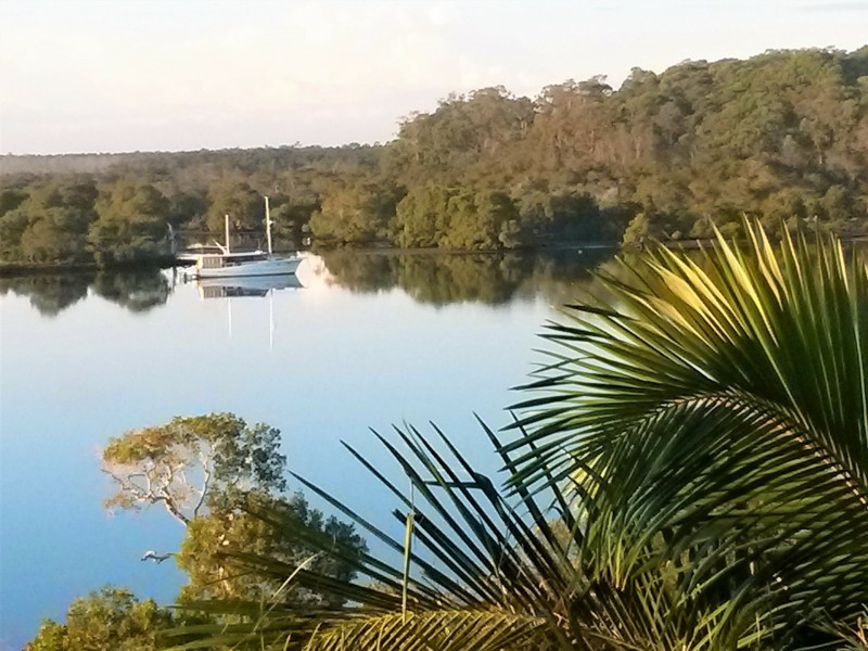 104 Crescent Drive, Russell Island QLD 4184