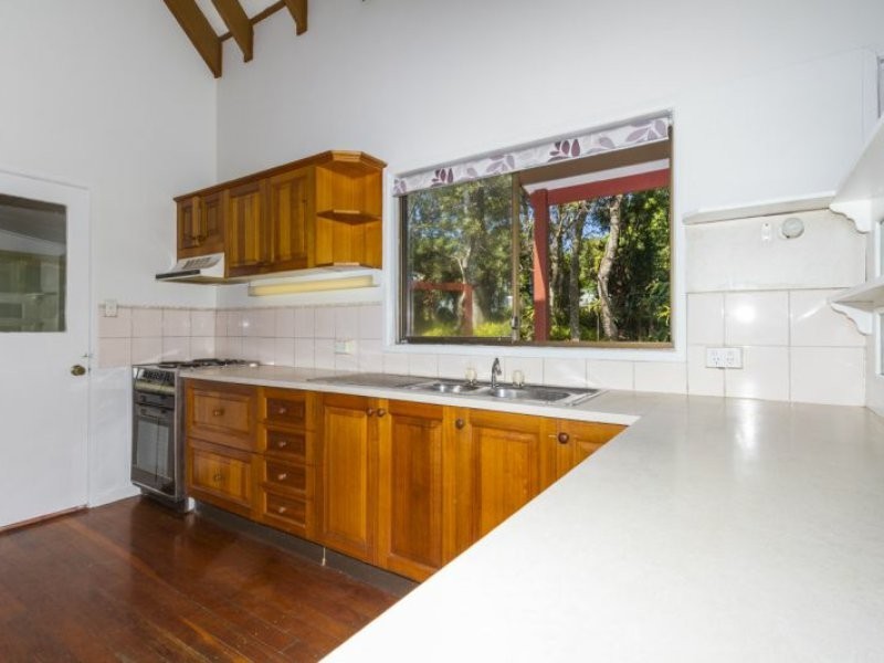 71 Pier Haven, Lamb Island QLD 4184