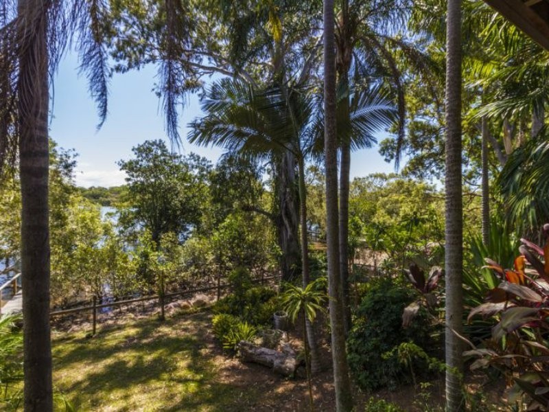 71 Pier Haven, Lamb Island QLD 4184