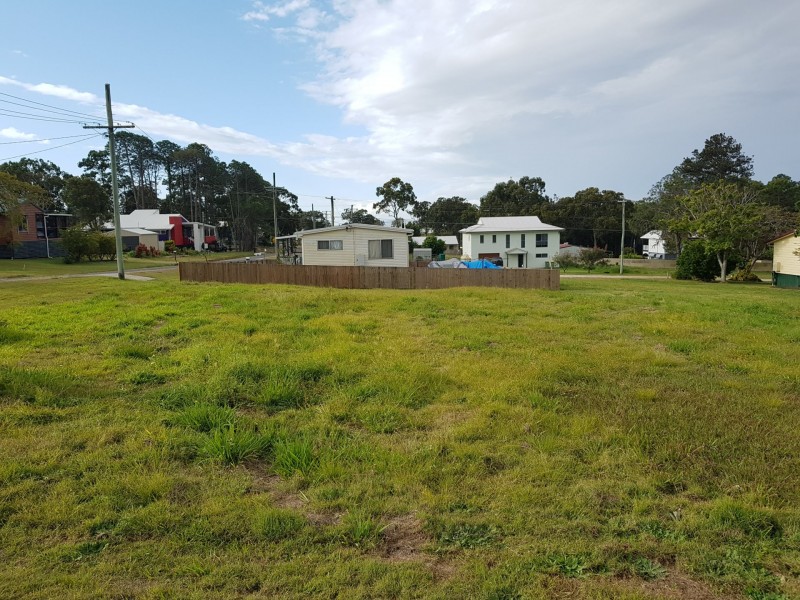 1 Richardson Street, Russell Island QLD 4184