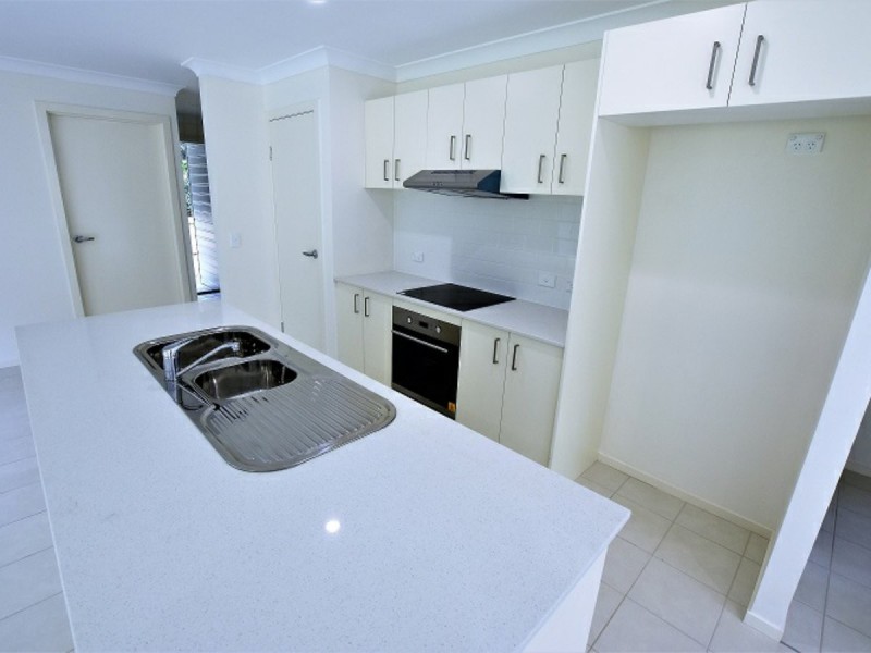 2 Koro Street, Russell Island QLD 4184