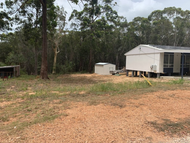 8 Saturn, Russell Island QLD 4184