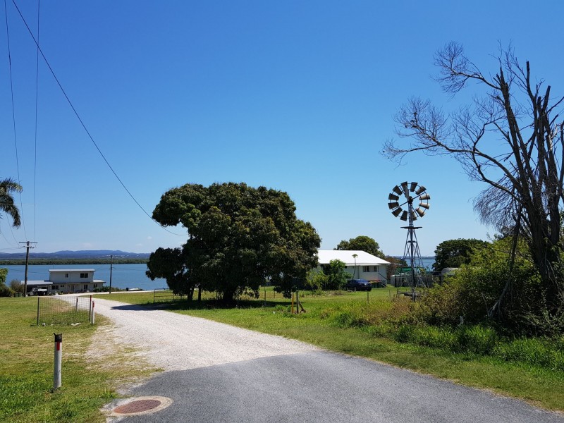 23 Mark Road, Russell Island QLD 4184