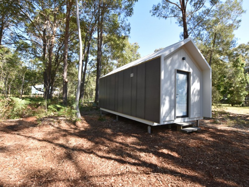 18 Gilcrest Road, Russell Island QLD 4184