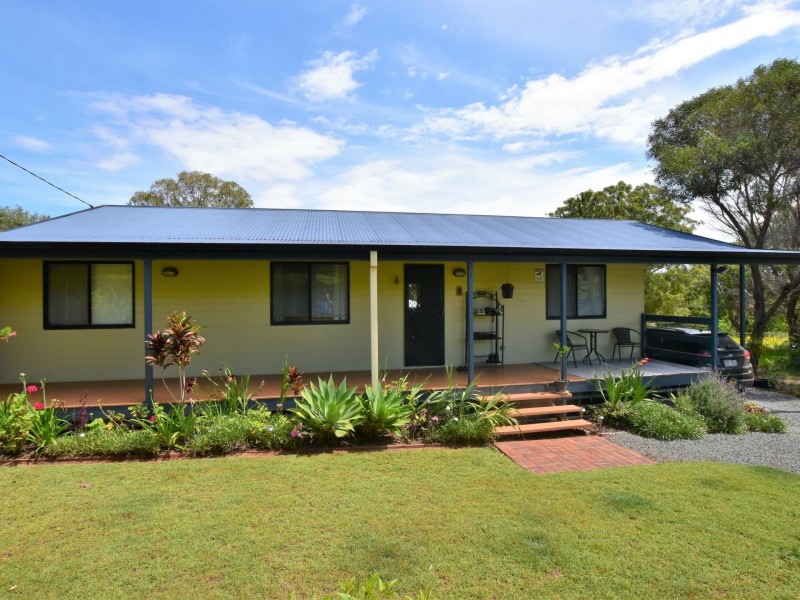 8 Aimeo Esp, Russell Island QLD 4184