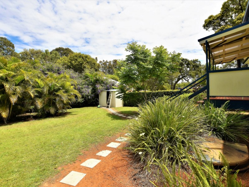 10 Tenanne Street, Russell Island QLD 4184