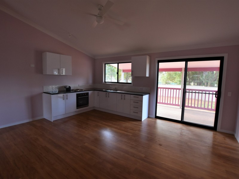 9 Pia Street, Russell Island QLD 4184