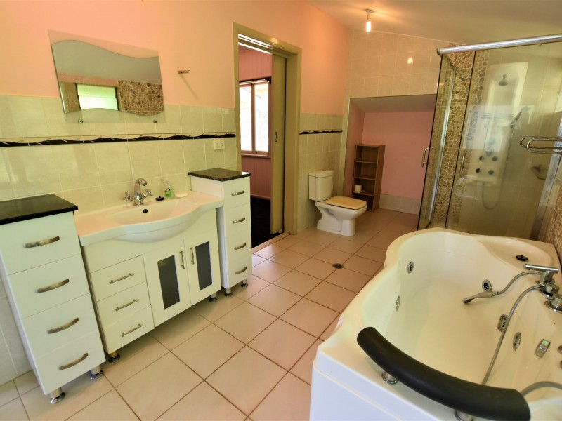 8 Canna Street, Russell Island QLD 4184