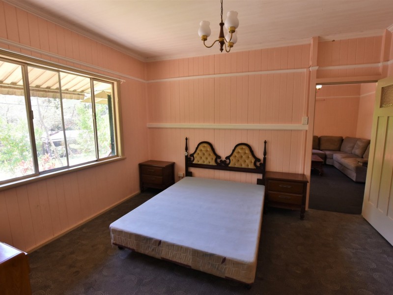 8 Canna Street, Russell Island QLD 4184