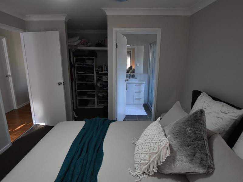 9 Catamaran Street, Russell Island QLD 4184