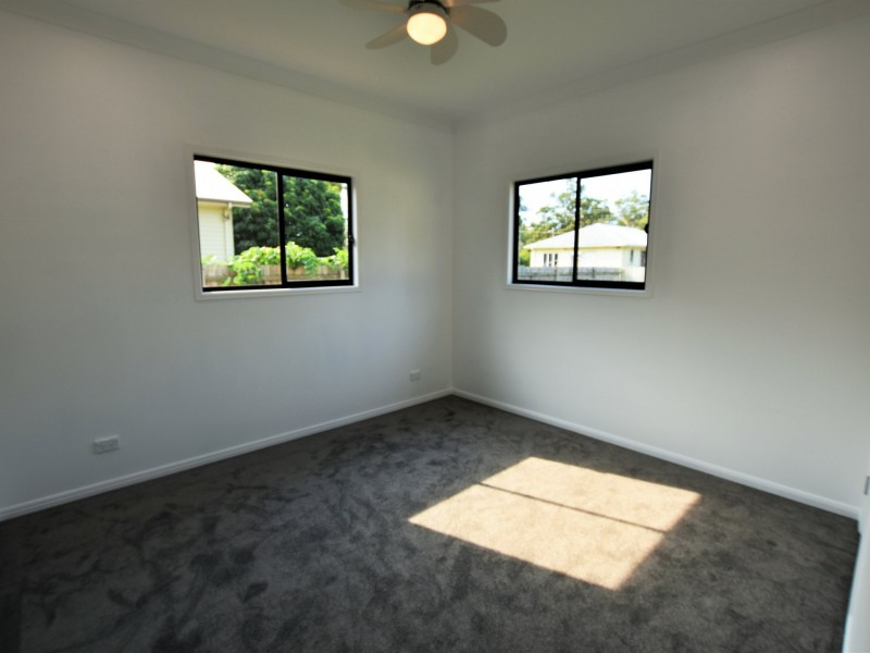 13 Pia St, Russell Island QLD 4184