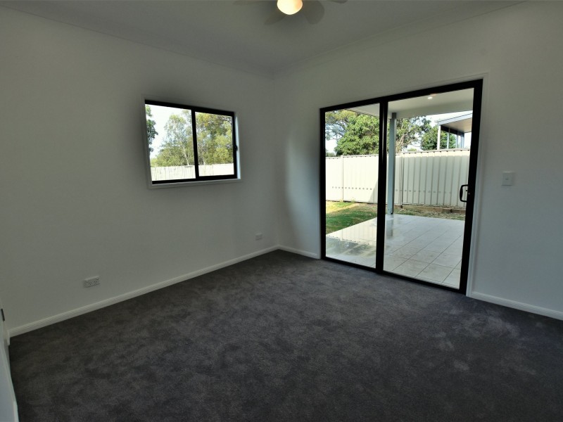 13 Pia St, Russell Island QLD 4184