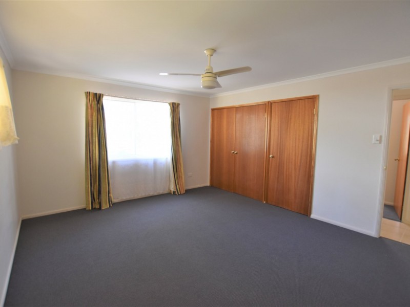 10 Hunters Rd, Russell Island QLD 4184