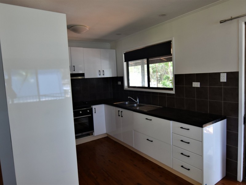 81 Kings Road, Russell Island QLD 4184