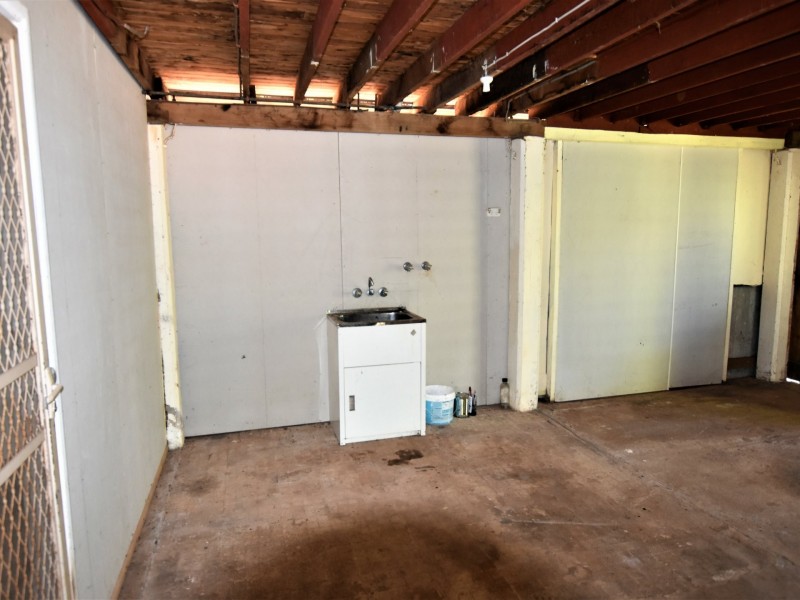 81 Kings Road, Russell Island QLD 4184