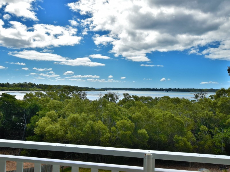 4 Hogan Court, Russell Island QLD 4184