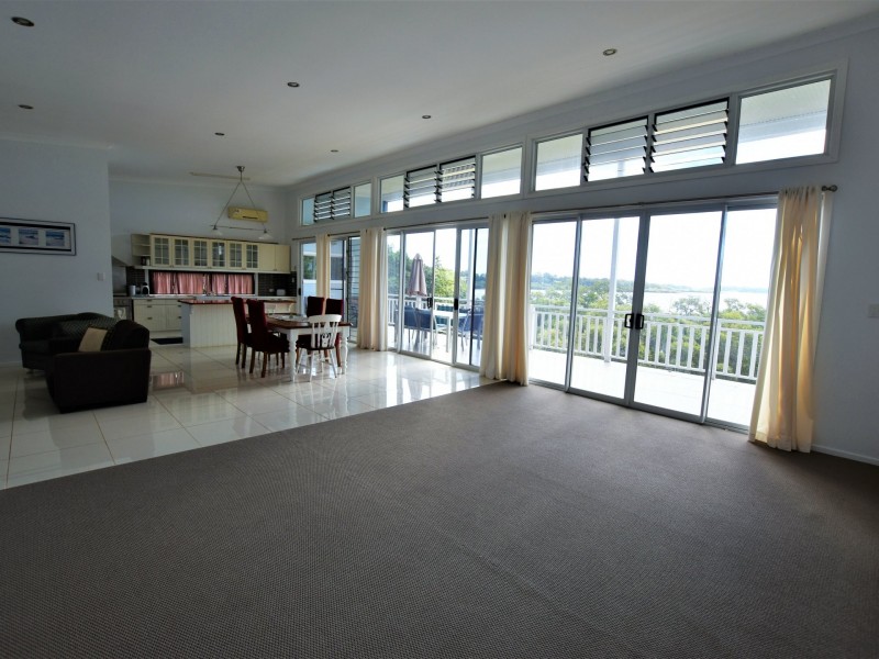 4 Hogan Court, Russell Island QLD 4184