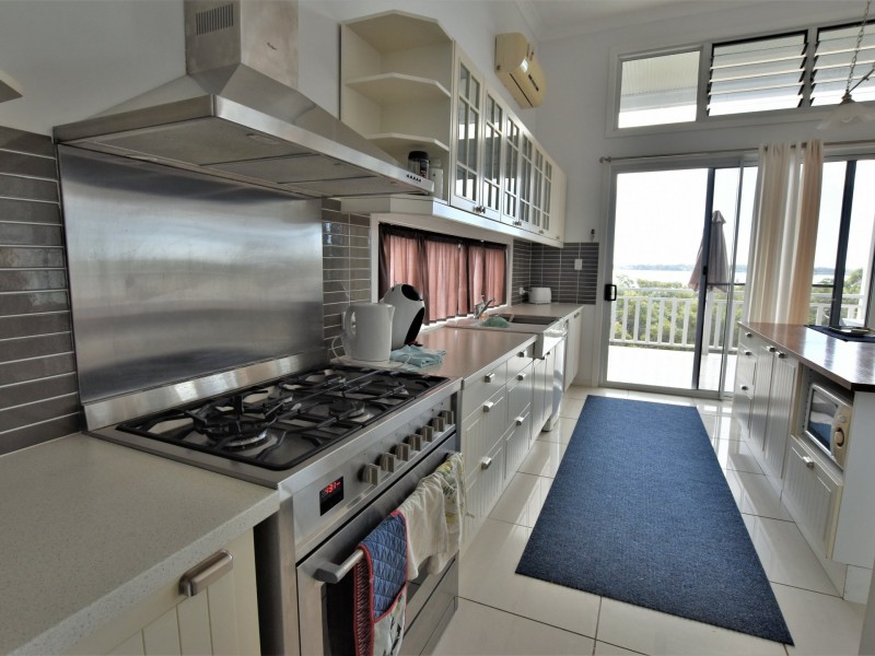 4 Hogan Court, Russell Island QLD 4184
