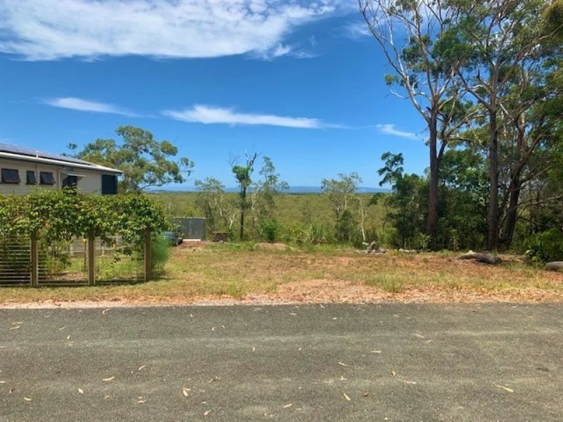32 Deenya Pde, Russell Island QLD 4184