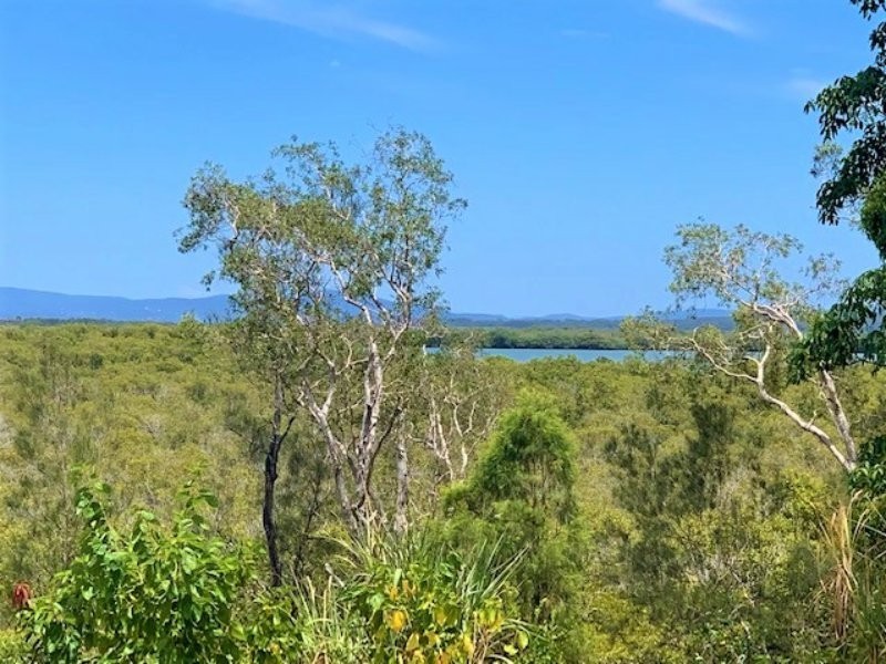 32 Deenya Pde, Russell Island QLD 4184