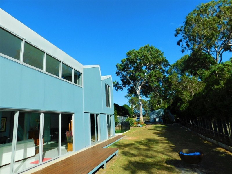 56 Canaipa Point Dve, Russell Island QLD 4184