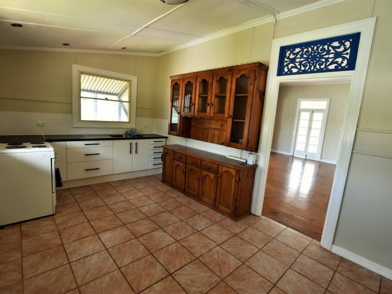 6 Emerson Street, Russell Island QLD 4184